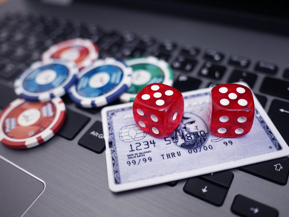The Role of a Software Developer in an Online Casino